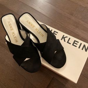 Anne Klein black suede mules size 7